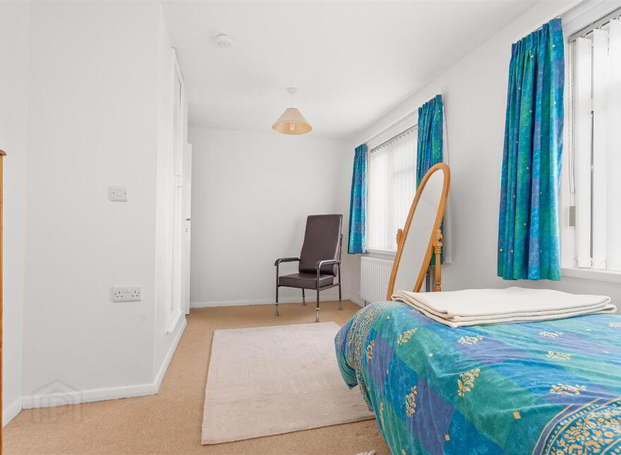 90 Drumadoon Drive, Dundonald, Belfast, BT16 2PR