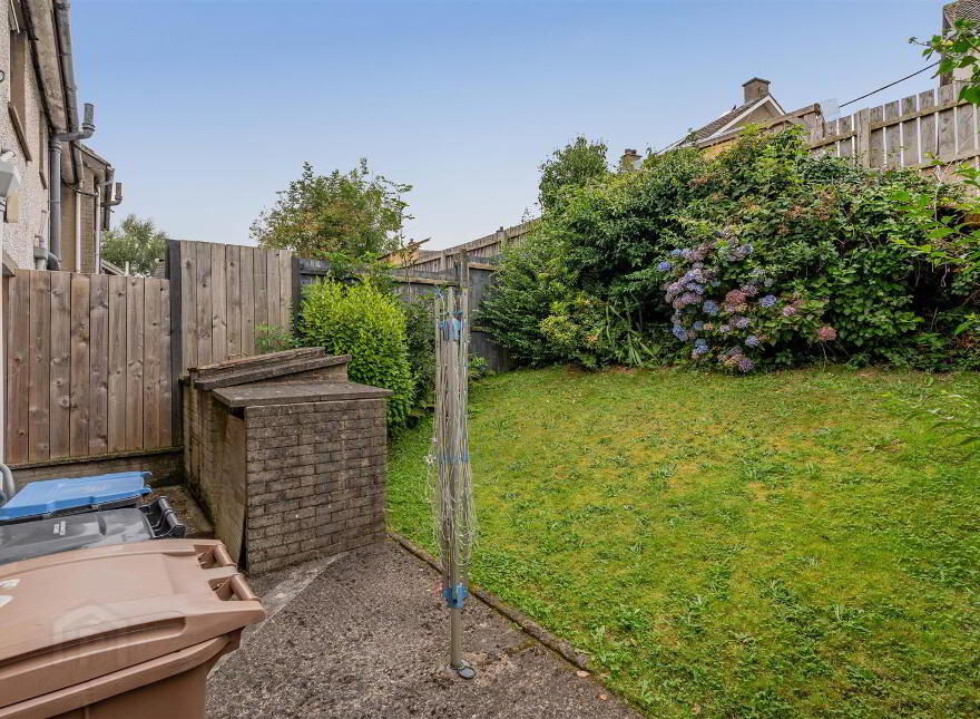 90 Drumadoon Drive, Dundonald, Belfast, BT16 2PR