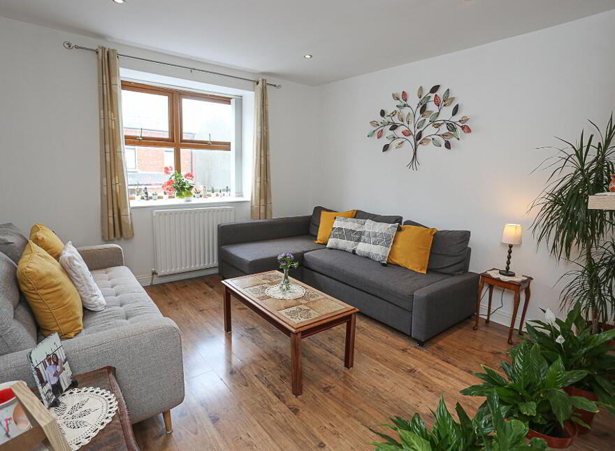 1e Clara Avenue, Belfast, BT5 5ER