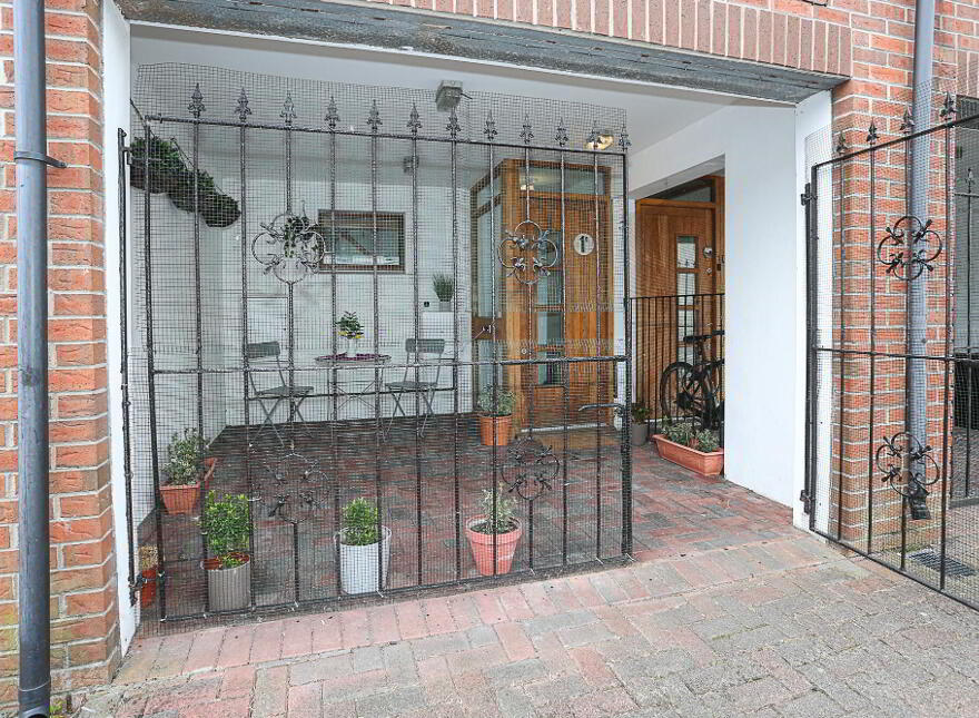 1e Clara Avenue, Belfast, BT5 5ER