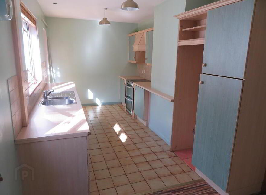 4 Glenfield Road, Lurgan, Craigavon, BT66 8EP