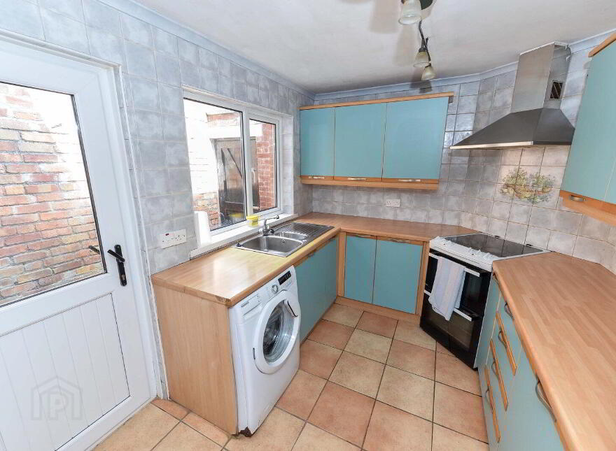55 Parkgate Avenue, Belfast, BT4 1JB
