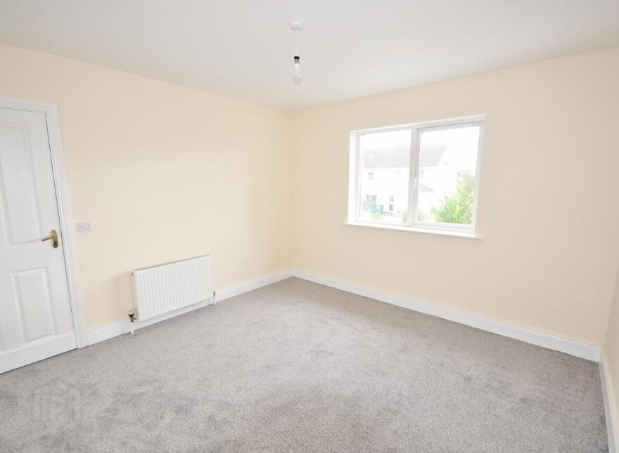 28 Cois Baile, Ballygologue Rd, Listowel, V31K160