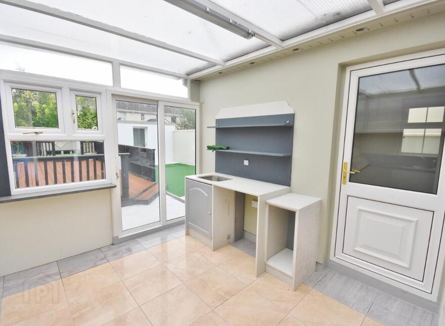 28 Cois Baile, Ballygologue Rd, Listowel, V31K160