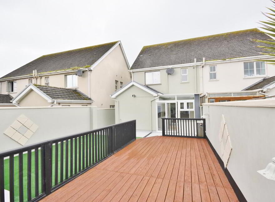28 Cois Baile, Ballygologue Rd, Listowel, V31K160
