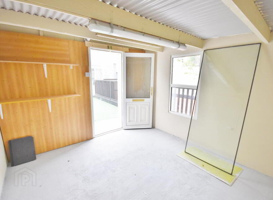 28 Cois Baile, Ballygologue Rd, Listowel, V31K160