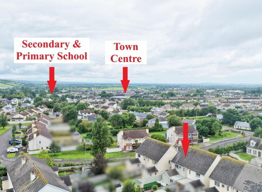 28 Cois Baile, Ballygologue Rd, Listowel, V31K160