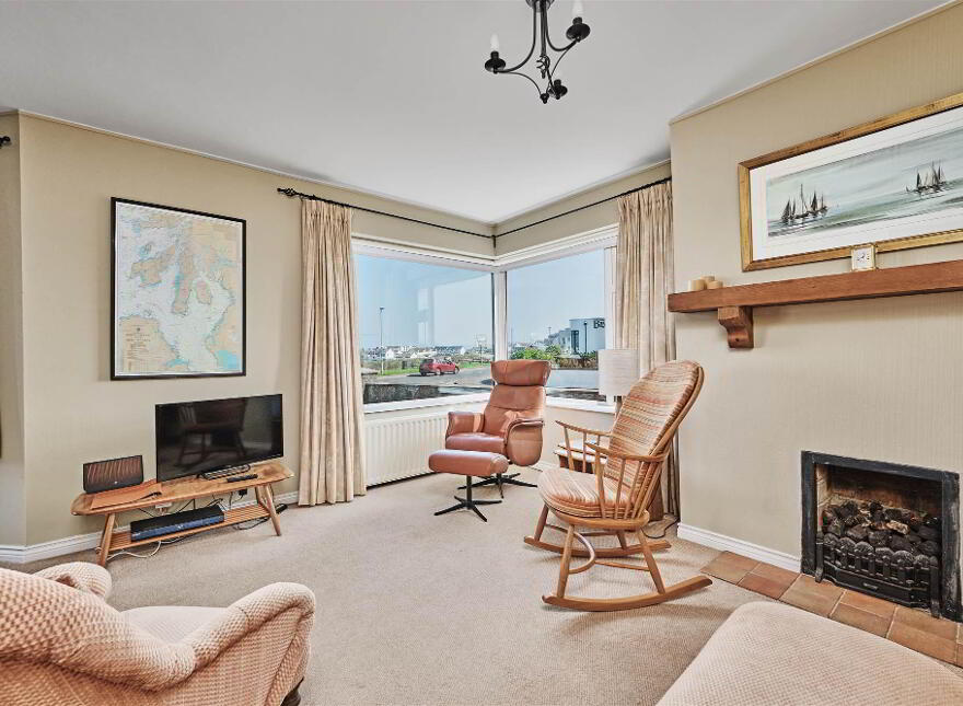 1 Bayhead House, Portballintrae, BT57 8PW photo