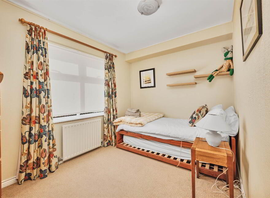 1 Bayhead House, Portballintrae, BT57 8PW