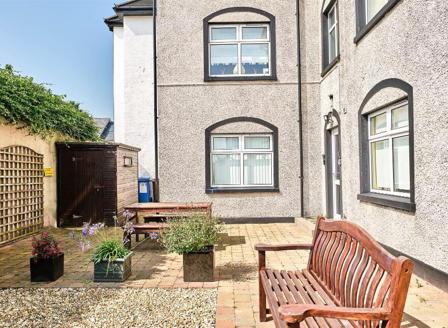 1 Bayhead House, Portballintrae, BT57 8PW