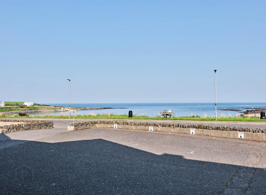1 Bayhead House, Portballintrae, BT57 8PW