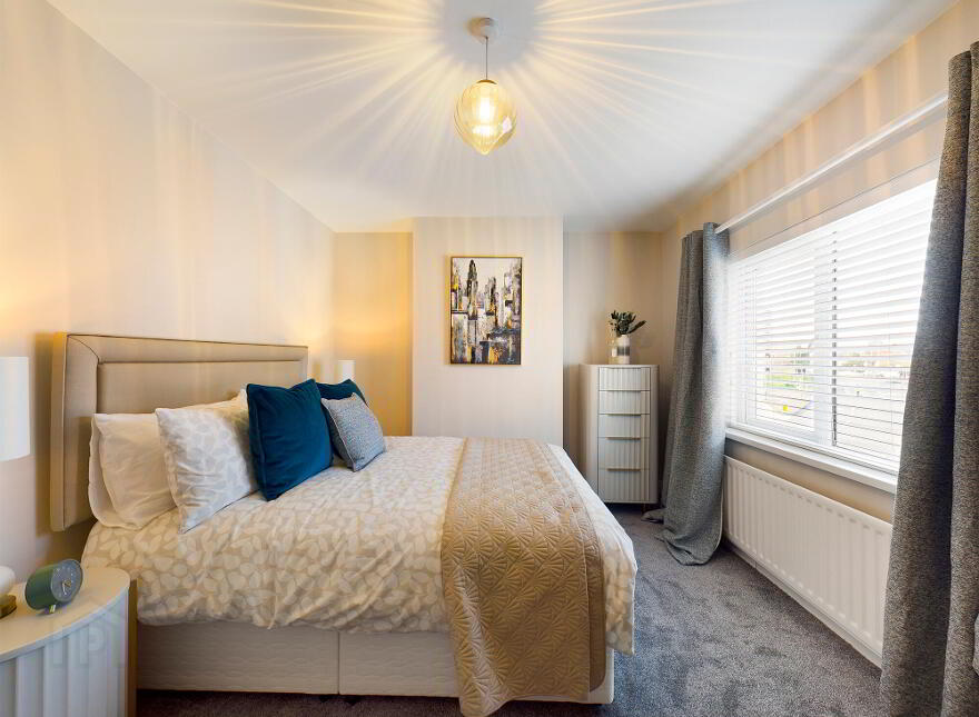 99 Broadway, Belfast, BT12 6HX