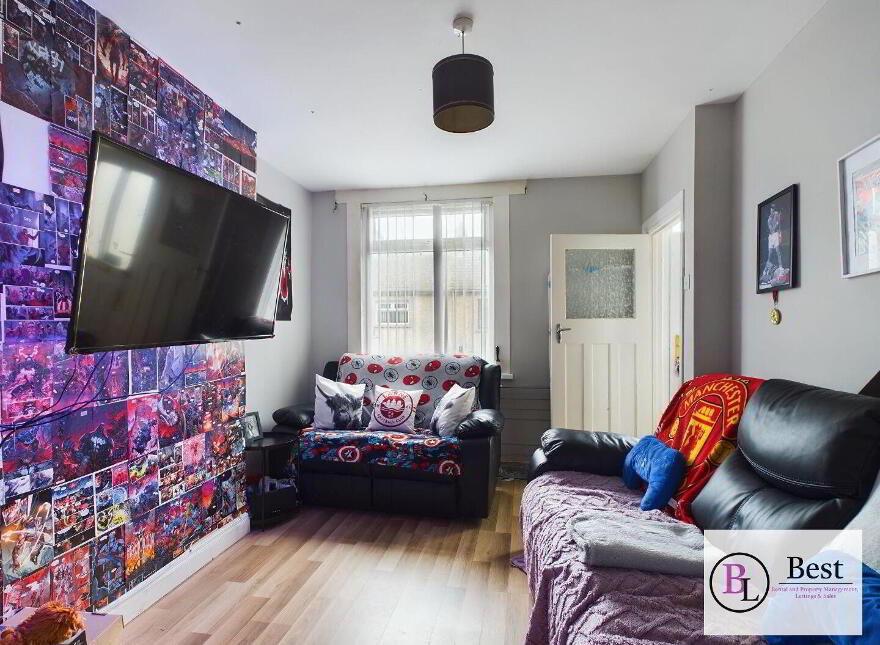 21 Bank Road, Larne, BT40 3AJ