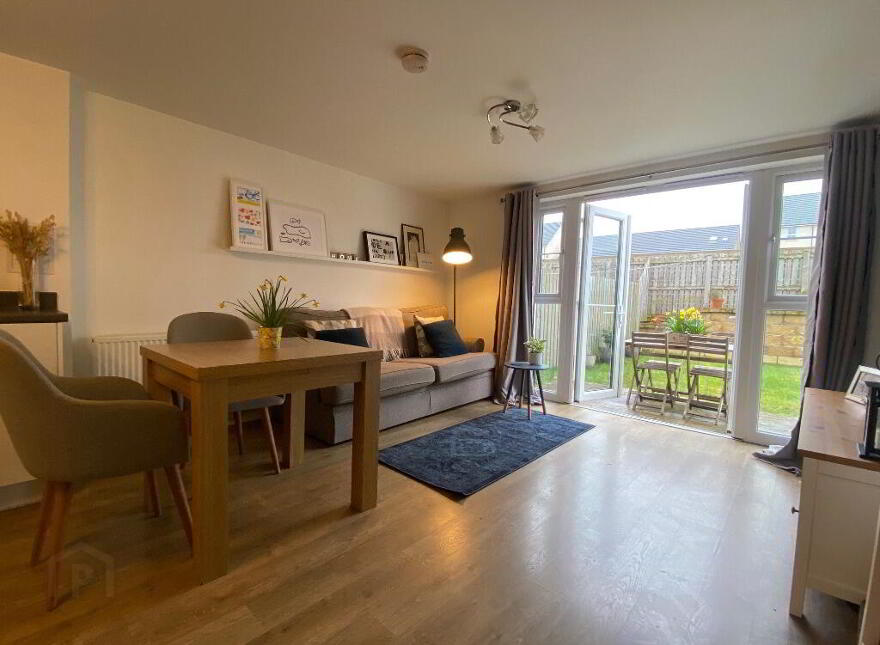 13 Fairfield Gardens, Fairmilehead, Edinburgh, EH10 6UP