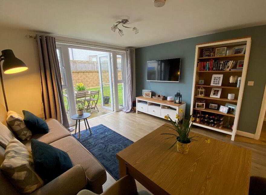 13 Fairfield Gardens, Fairmilehead, Edinburgh, EH10 6UP