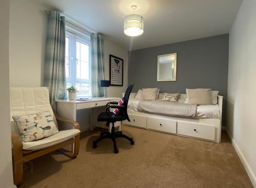 13 Fairfield Gardens, Fairmilehead, Edinburgh, EH10 6UP