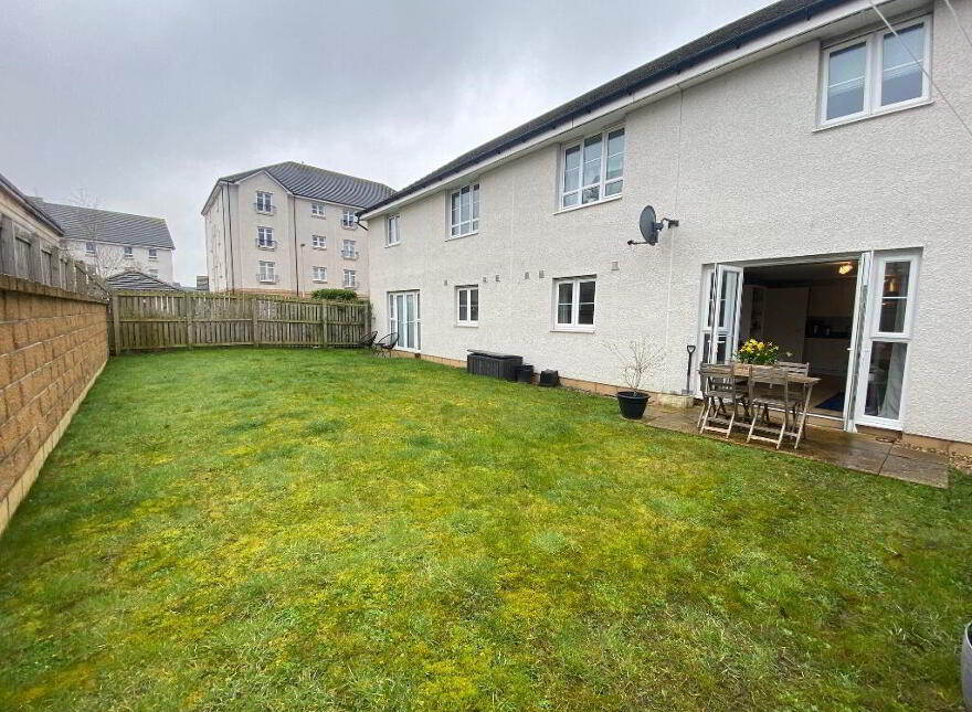 13 Fairfield Gardens, Fairmilehead, Edinburgh, EH10 6UP