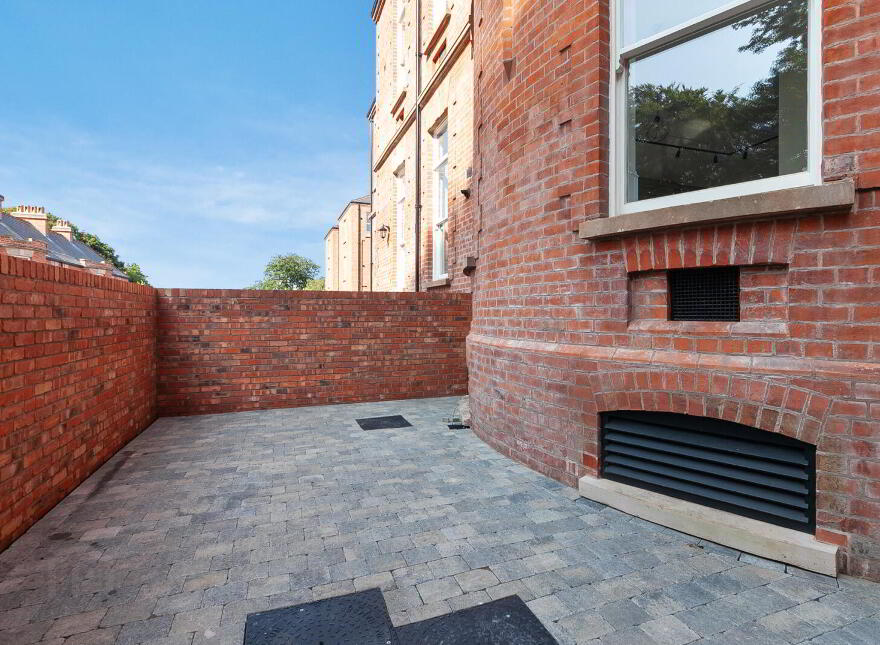 18 Ishbel Mews, Belfast, BT8 8FZ