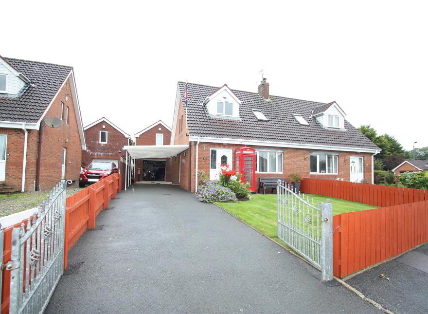 12 Ashburn, Ballynahinch, BT24 8DQ