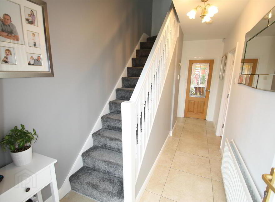 12 Ashburn, Ballynahinch, BT24 8DQ
