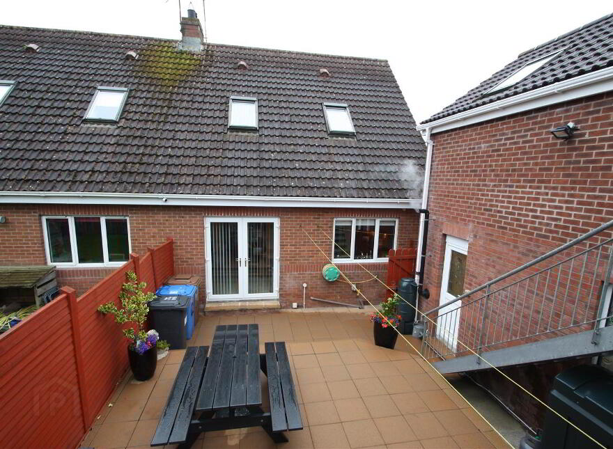 12 Ashburn, Ballynahinch, BT24 8DQ