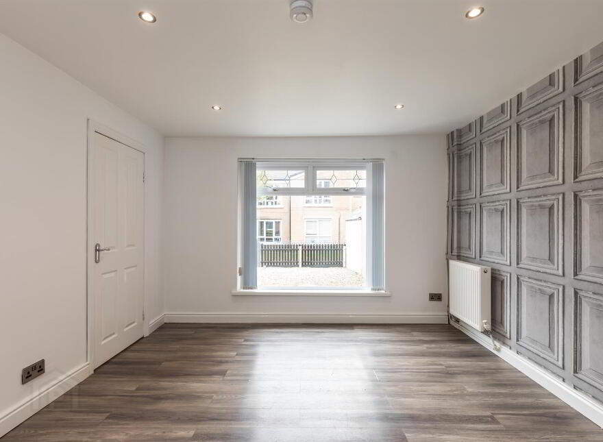 2 Kincraig Avenue, Belfast, BT5 7FX