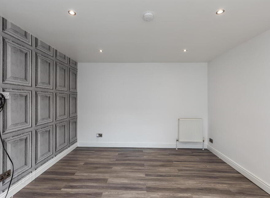 2 Kincraig Avenue, Belfast, BT5 7FX