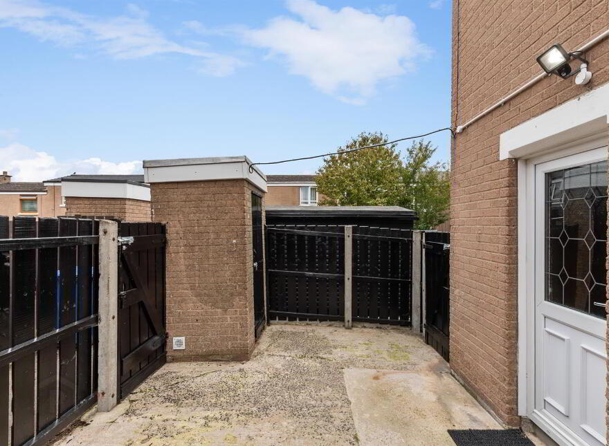 2 Kincraig Avenue, Belfast, BT5 7FX
