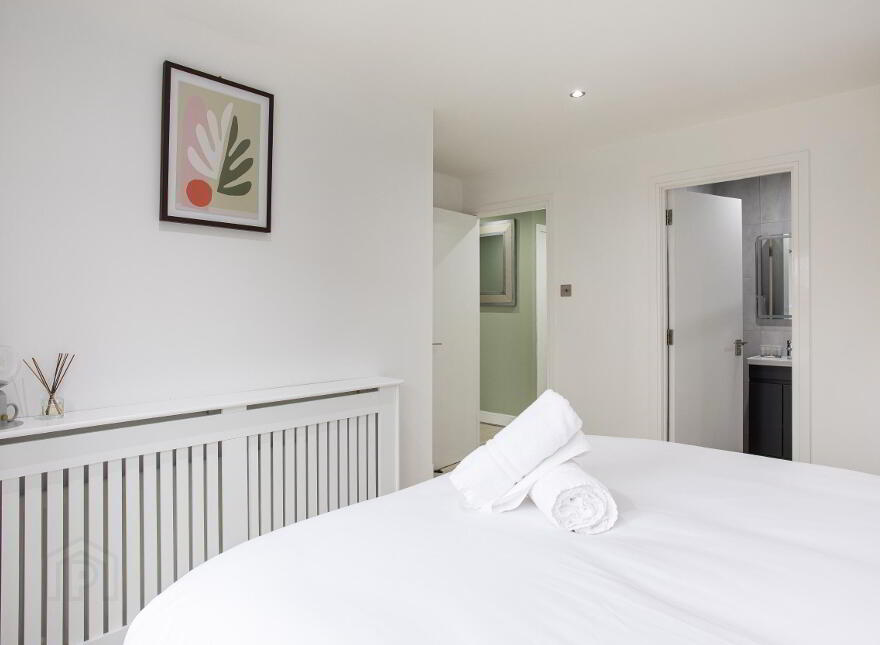 Apartment 17 South Studios 85 Tate's Avenue, Belfast, BT9 7BS