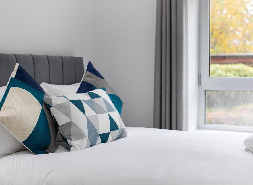 Apartment 17 South Studios 85 Tate's Avenue, Belfast, BT9 7BS
