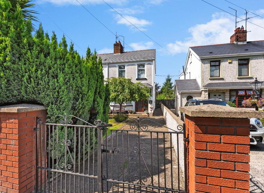 30 Antrim Road, Lurgan, Craigavon, BT67 9BW