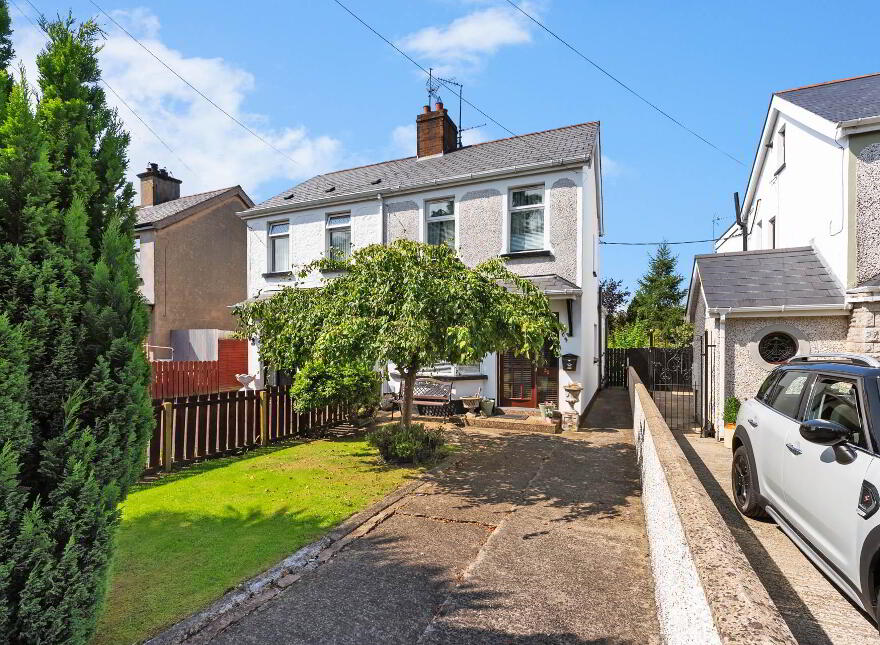 30 Antrim Road, Lurgan, Craigavon, BT67 9BW photo