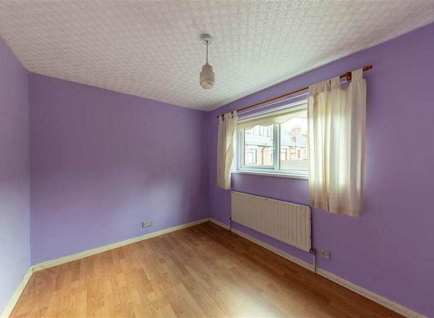 34 Beechmount Parade, Belfast, BT12 7LW