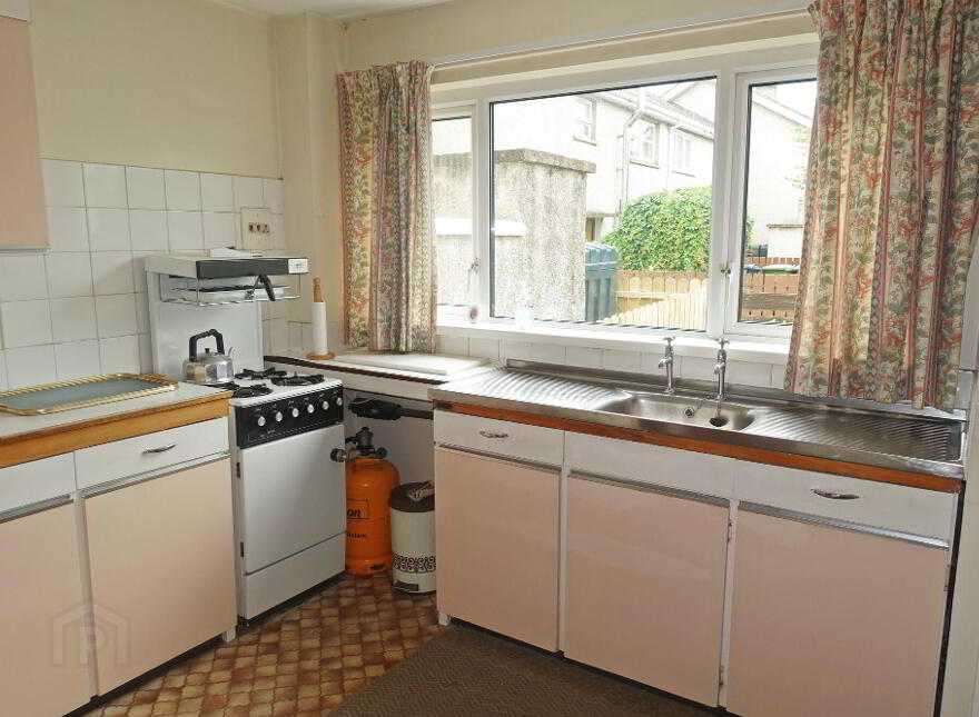 83 Hillview Park, Enniskillen, BT74 6ET