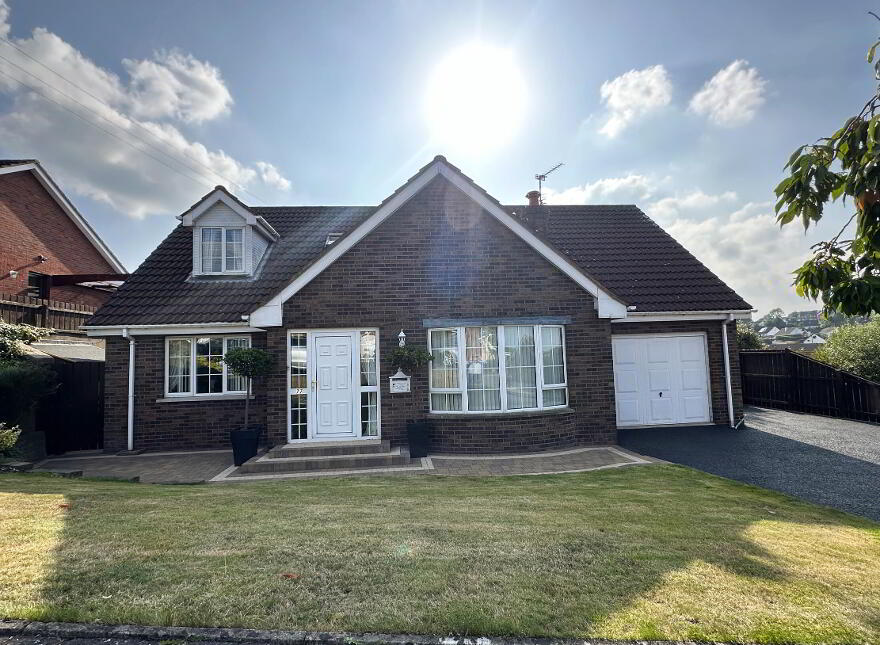 77 Rathview, Banbridge, BT32 4PY