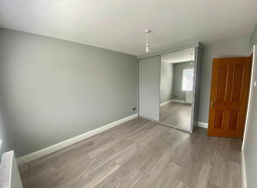 37 Woodbrook, Buncrana Road, Derry