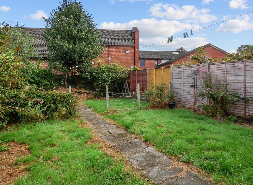 6 Mount Merrion Gardens, Rosetta, Belfast, BT6 0FW
