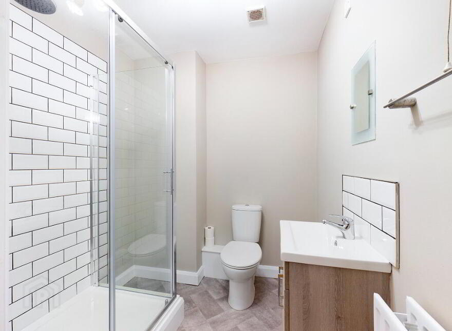 Apt 22 Firmount Building, 2 74, Old Bakers Court, Ravenhill Road, Belfast, BT6 8QZ