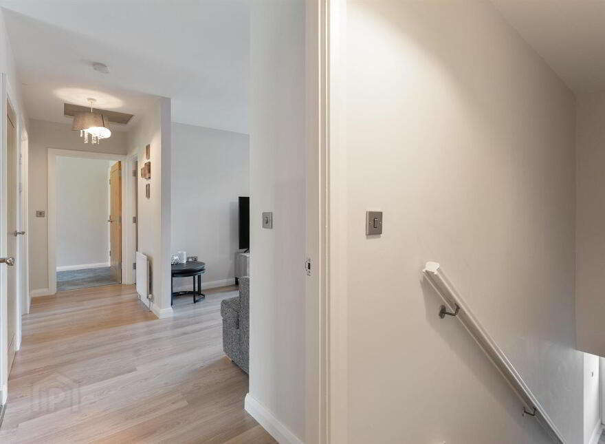 Apt 5 Glen Vale, 43 Glen Road, Comber, BT23 5LL