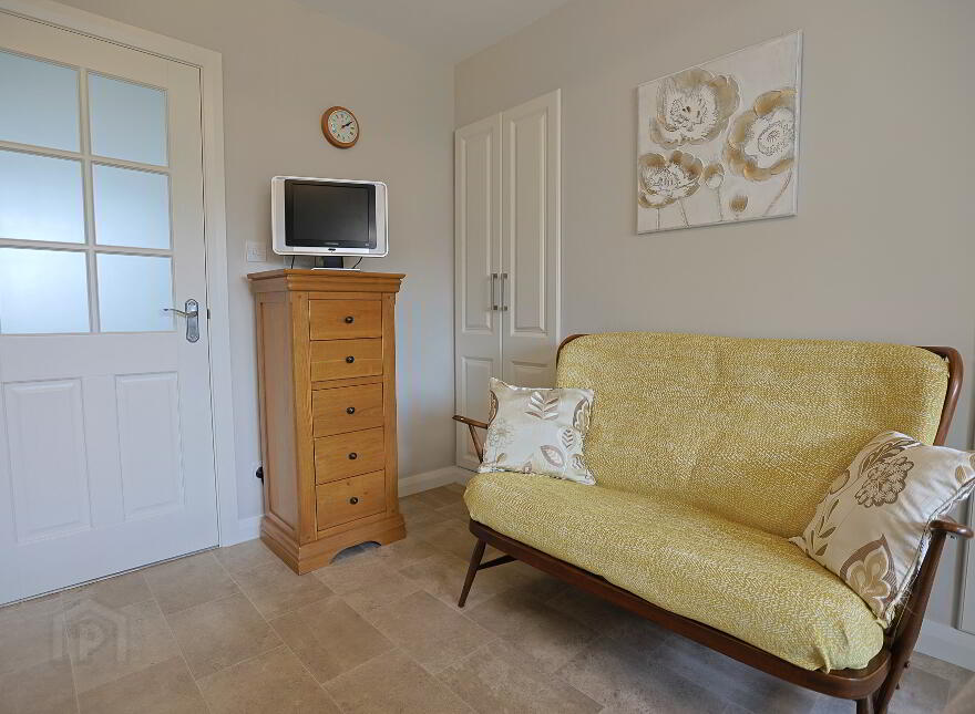 6 School Road, Newtownhamilton, Newry, BT35 0DQ