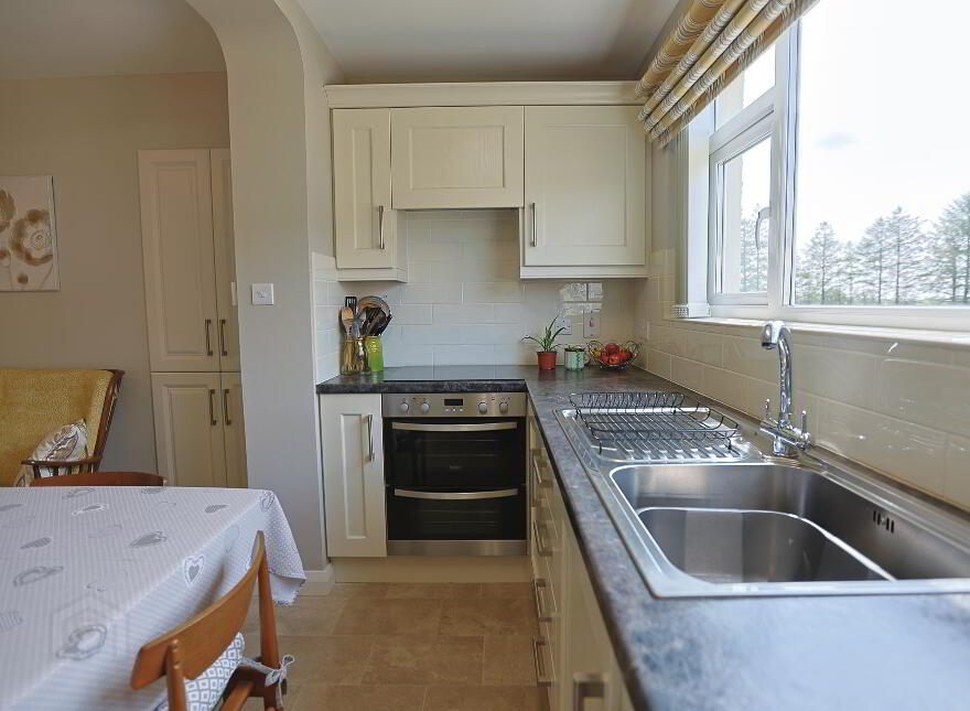 6 School Road, Newtownhamilton, Newry, BT35 0DQ