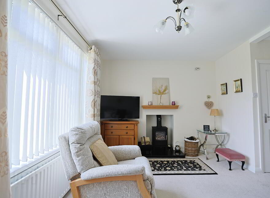 6 School Road, Newtownhamilton, Newry, BT35 0DQ