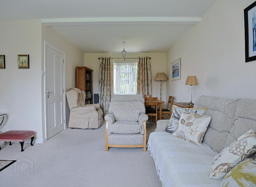 6 School Road, Newtownhamilton, Newry, BT35 0DQ