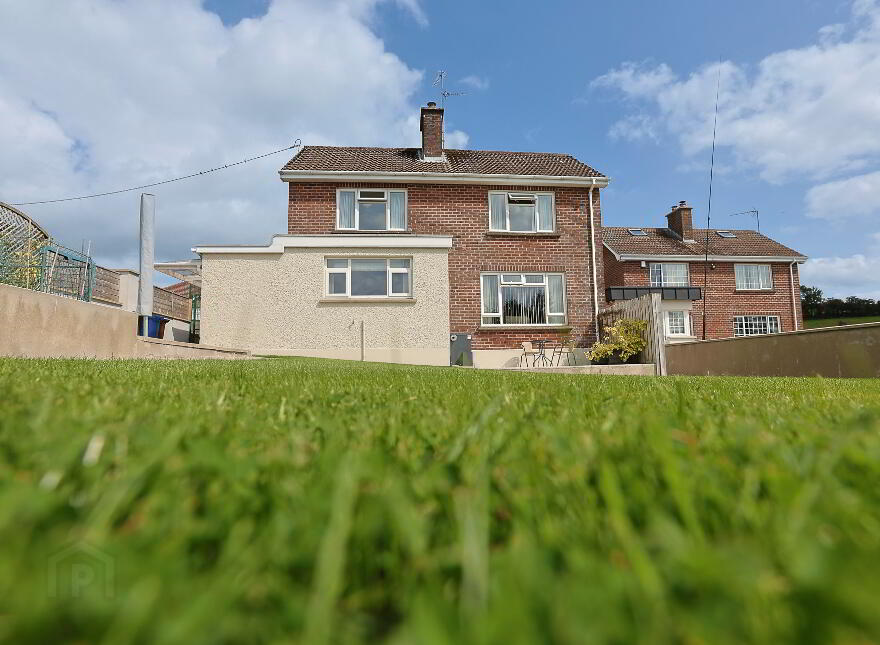 6 School Road, Newtownhamilton, Newry, BT35 0DQ