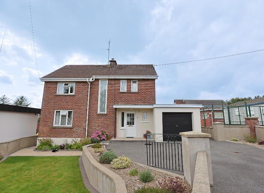 6 School Road, Newtownhamilton, Newry, BT35 0DQ