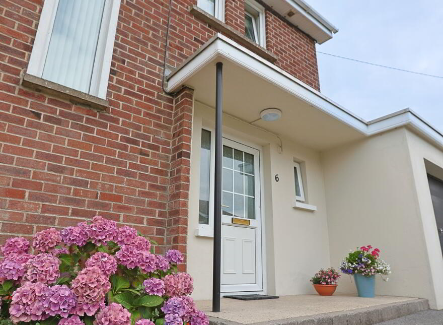 6 School Road, Newtownhamilton, Newry, BT35 0DQ