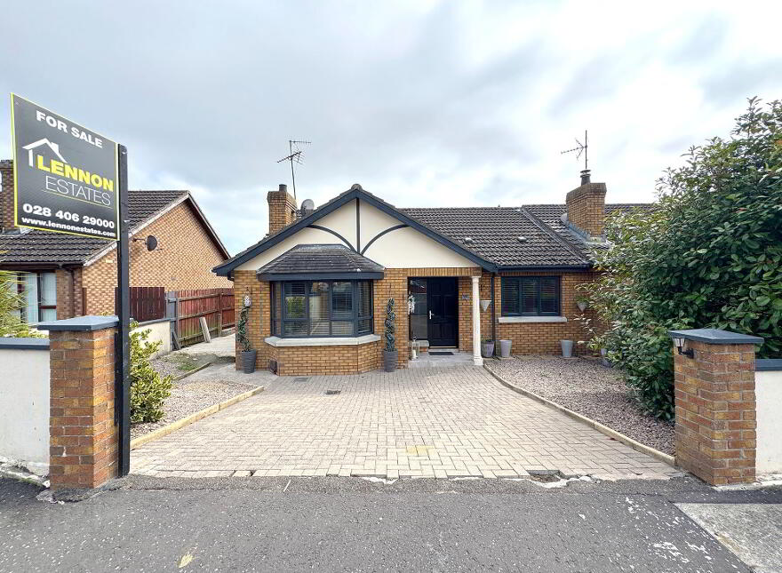 52 Hunters Hill Park, Gilford, BT63 6TA photo