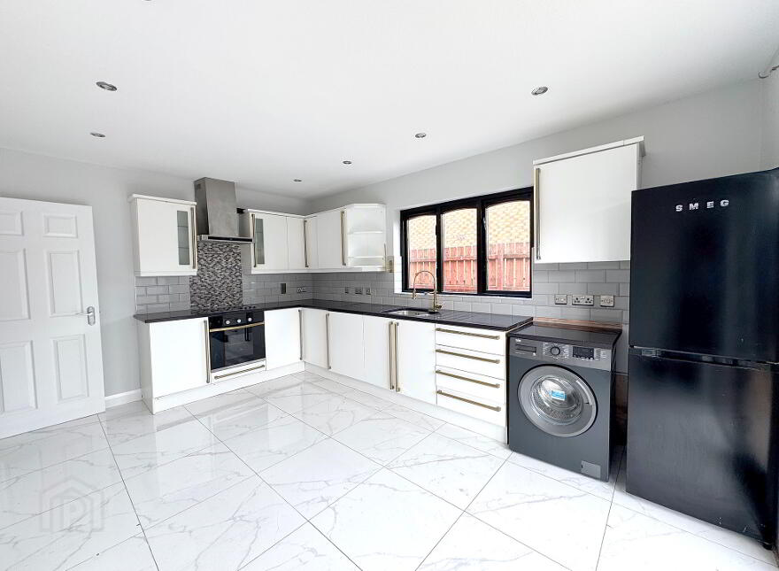 52 Hunters Hill Park, Gilford, BT63 6TA