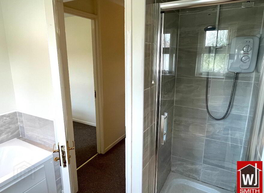 47 Old Castle Road, Newtownstewart, Omagh, BT78 4HX