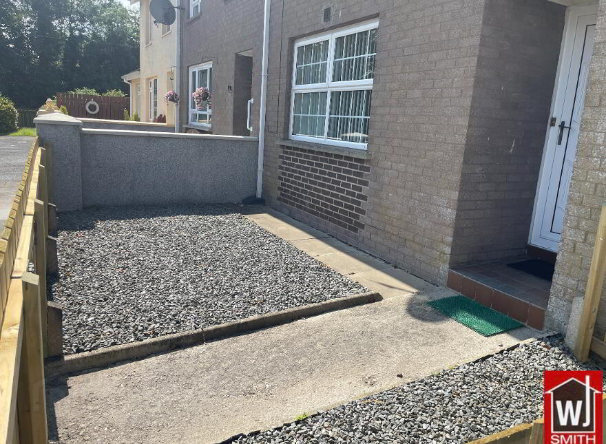 47 Old Castle Road, Newtownstewart, Omagh, BT78 4HX